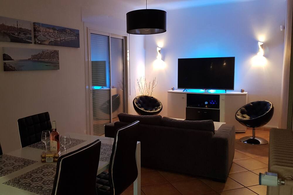 Photo of Livingroom in Septemes-les-Vallons