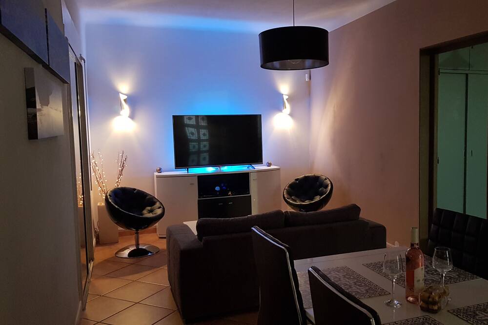 Photo of Livingroom in Septemes-les-Vallons