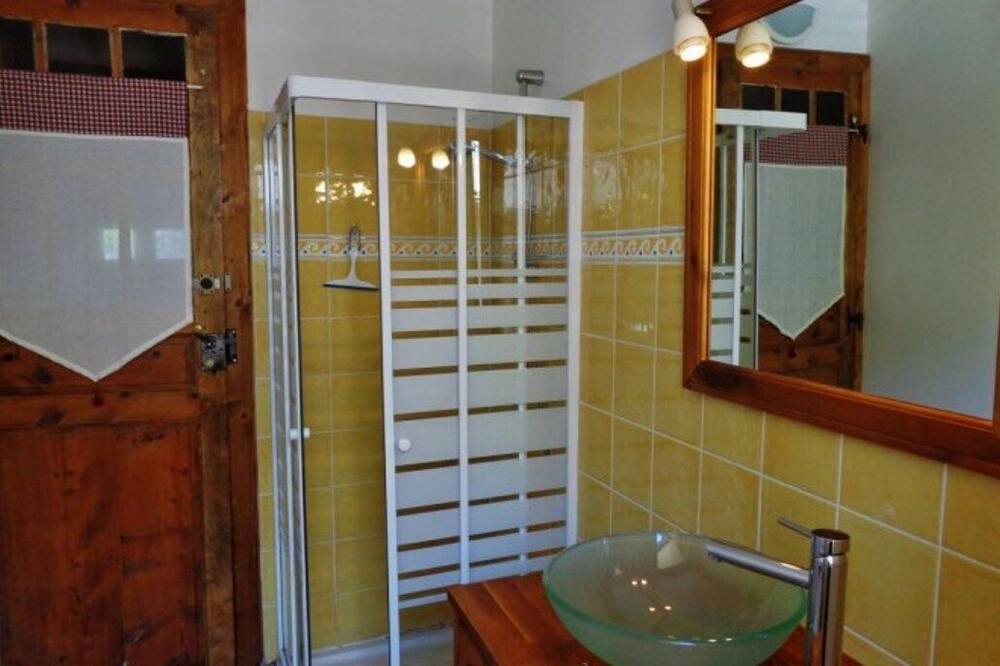 Photo of Bathroom in Vielle-Aure
