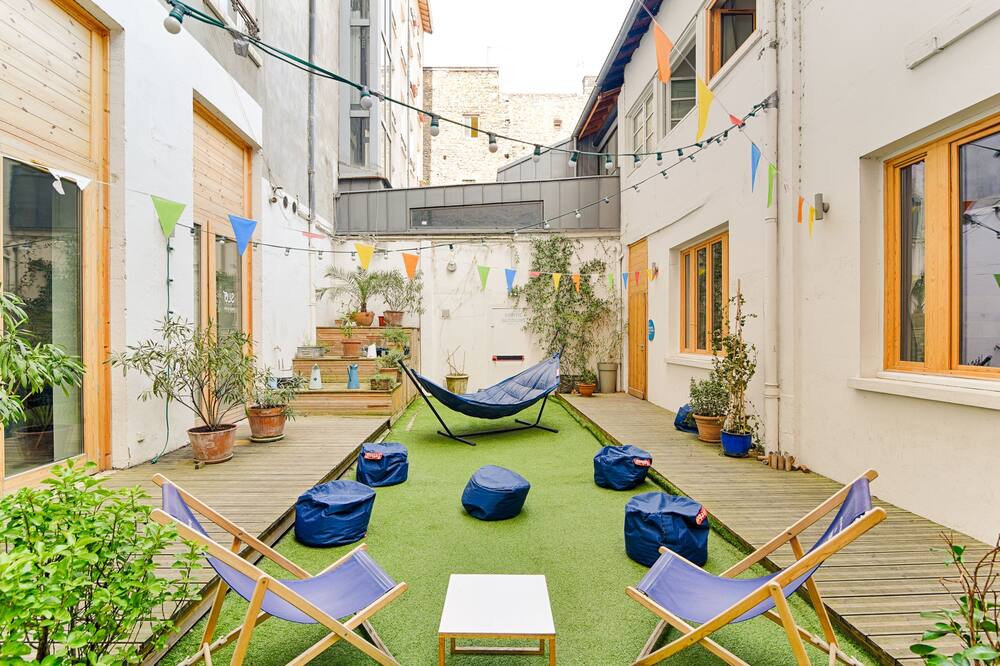 Photo of Outdoor in Voltaire - Saint Amour