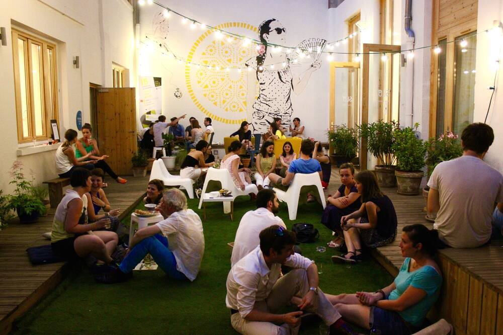 Photo of Outdoor in Voltaire - Saint Amour