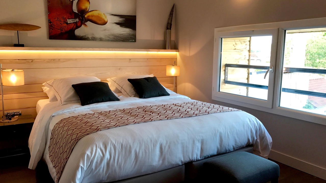 Photo of Bedroom in Chateauneuf-en-Thymerais