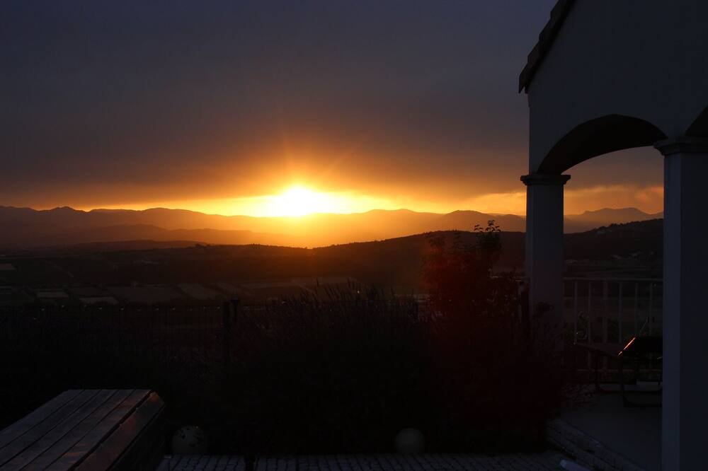 Photo of Patio Balcony in Villeneuve-de-Berg