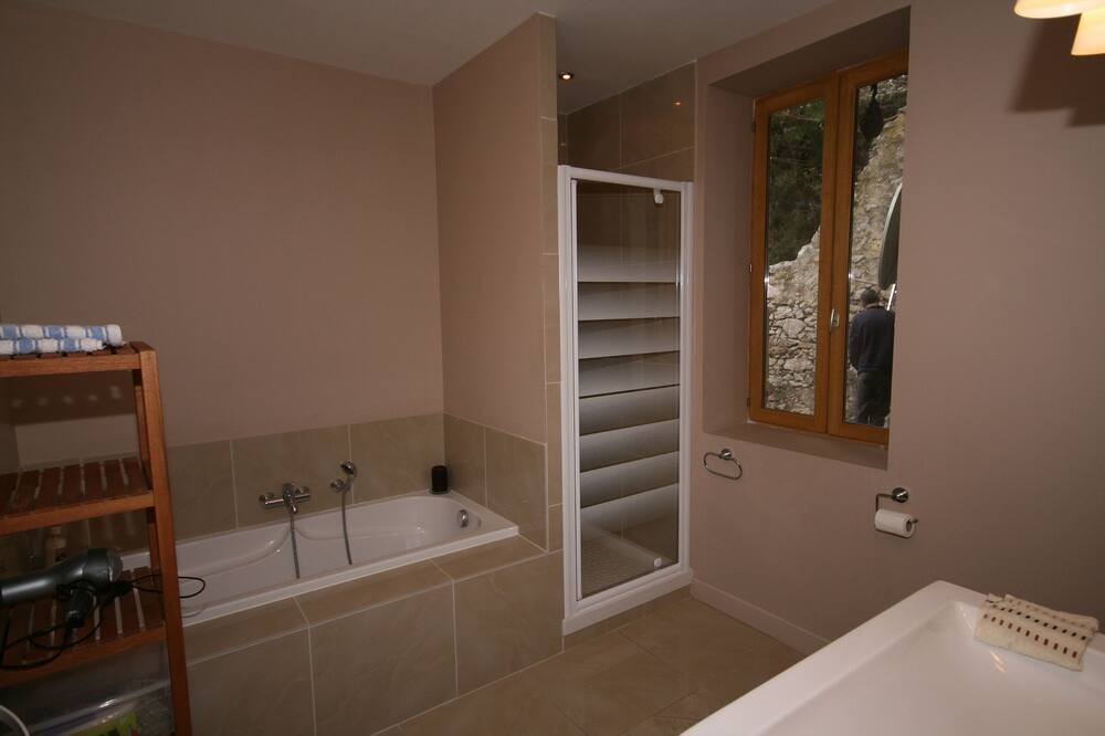 Photo of Bathroom in La Palme