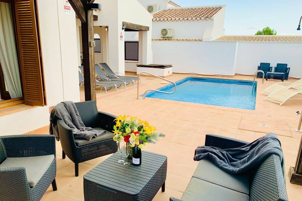 Photo of Patio Balcony in Caserio Los Tarquinos