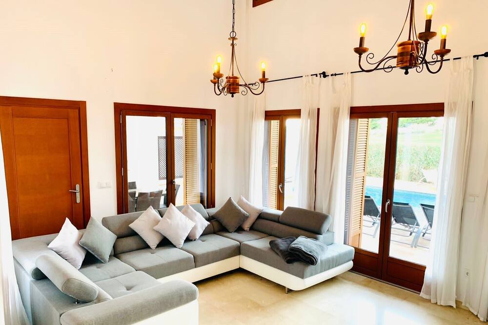 Photo of Livingroom in Caserio Los Tarquinos