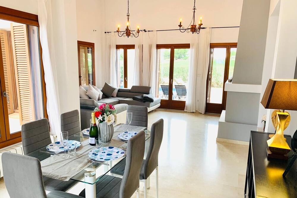 Photo of Livingroom in Caserio Los Tarquinos