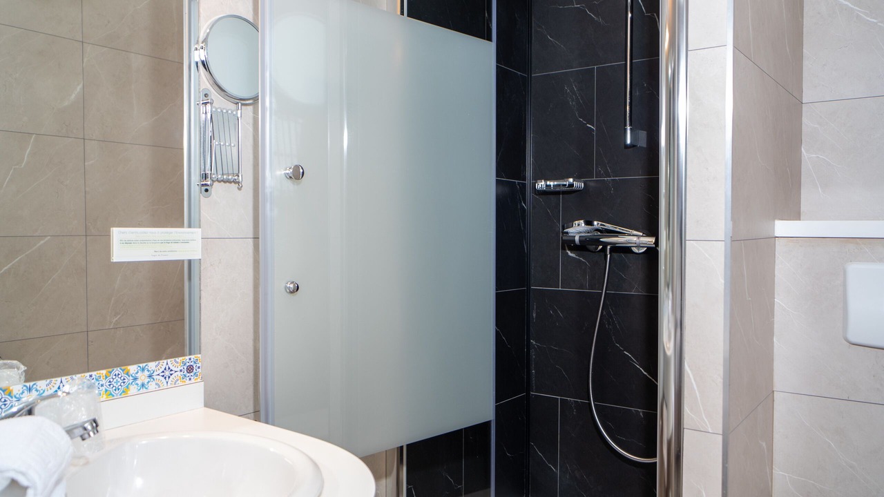 Photo of Bathroom in Quartier du Casino