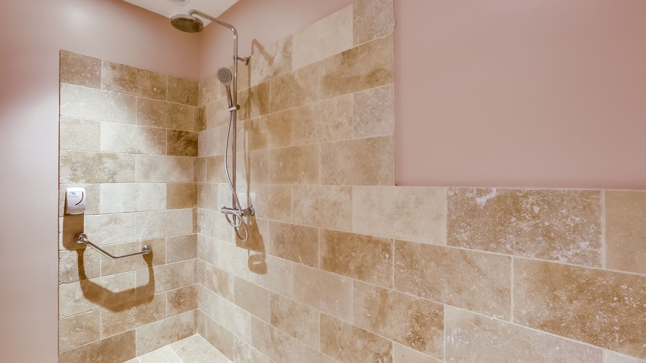 Photo of Bathroom in Anduze