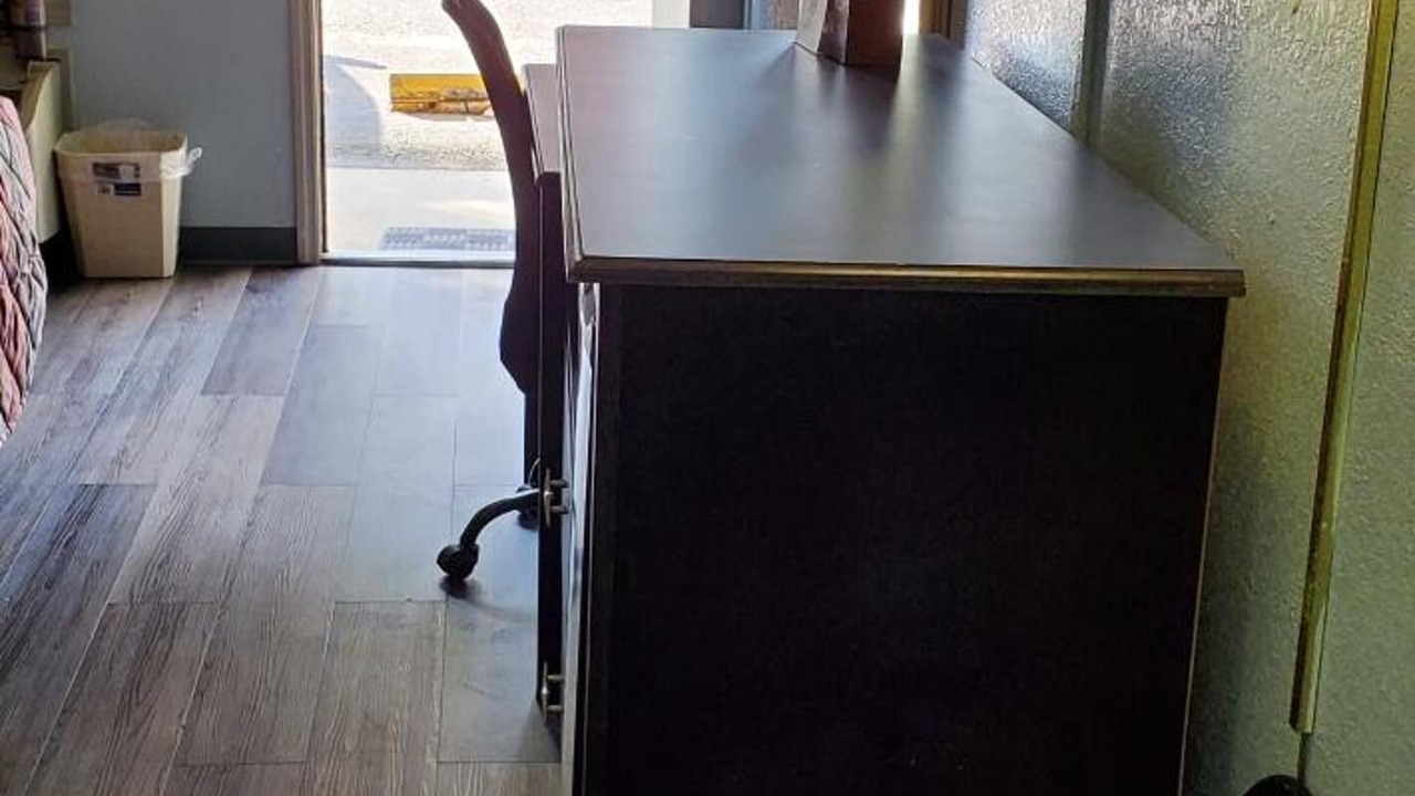 Photo of Others in Estill