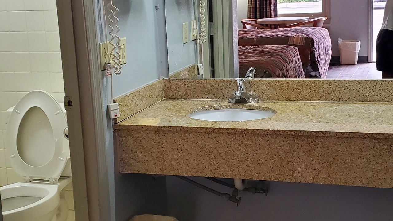 Photo of Bathroom in Estill