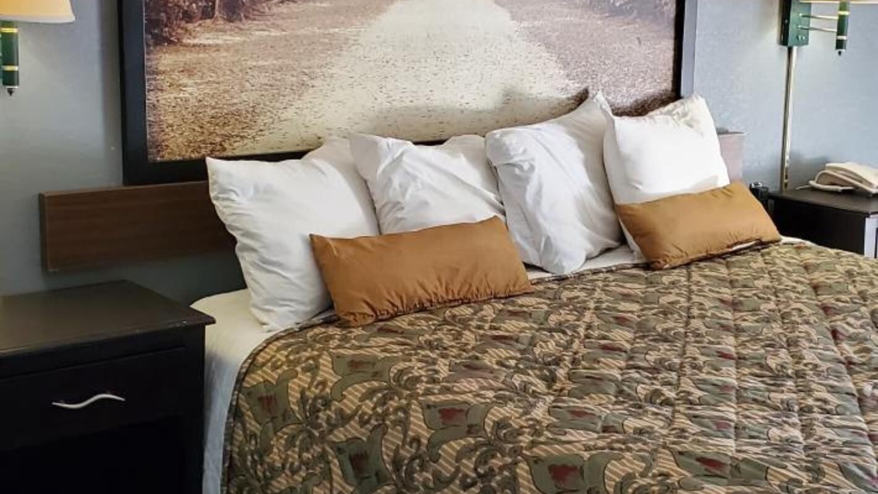 Photo of Bedroom in Estill