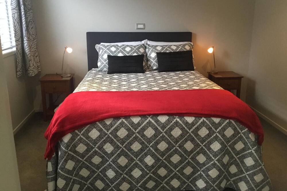 Photo of Bedroom in Cooks Beach