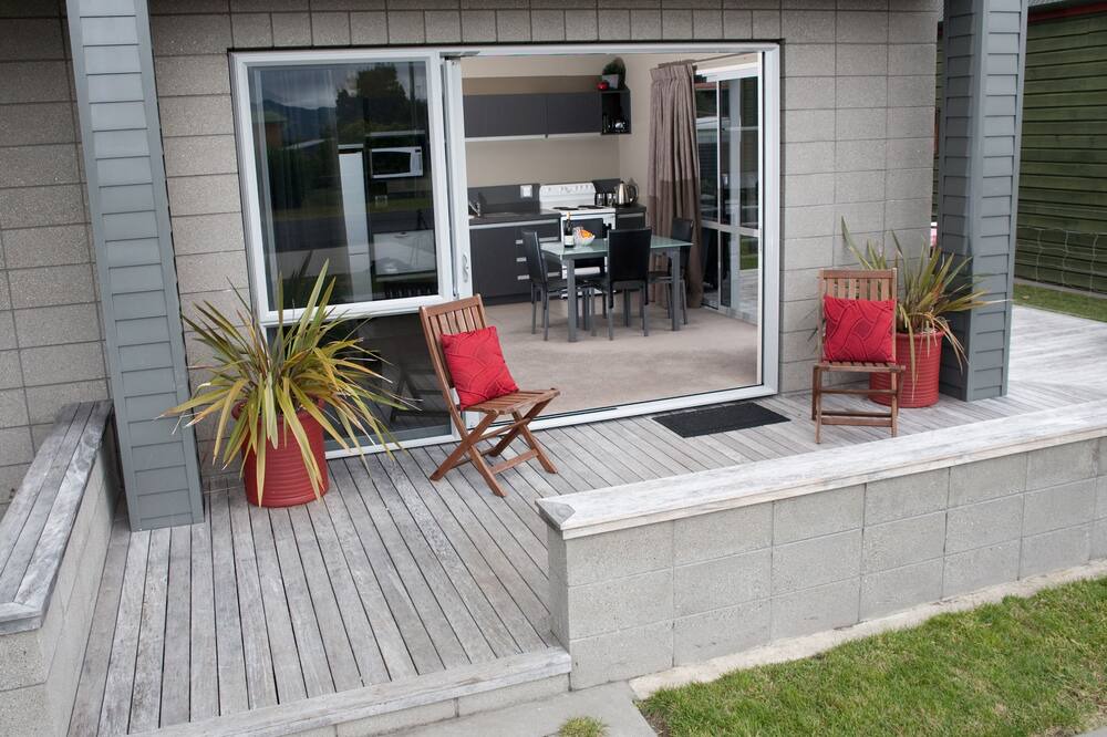 Photo of Patio Balcony in Cooks Beach