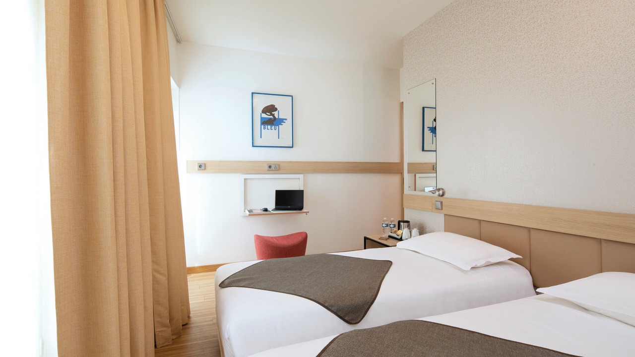 Photo of Bedroom in Quartier de la Folie-Mericourt