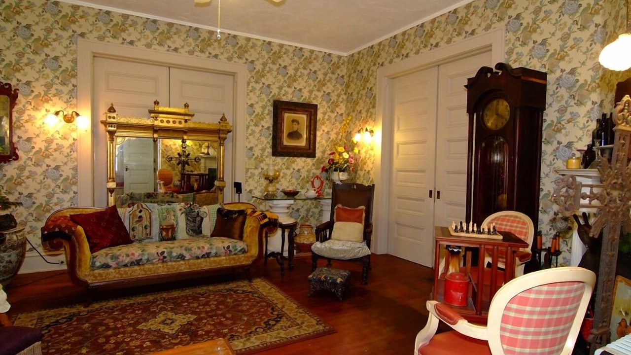 Photo of Others in Monticello