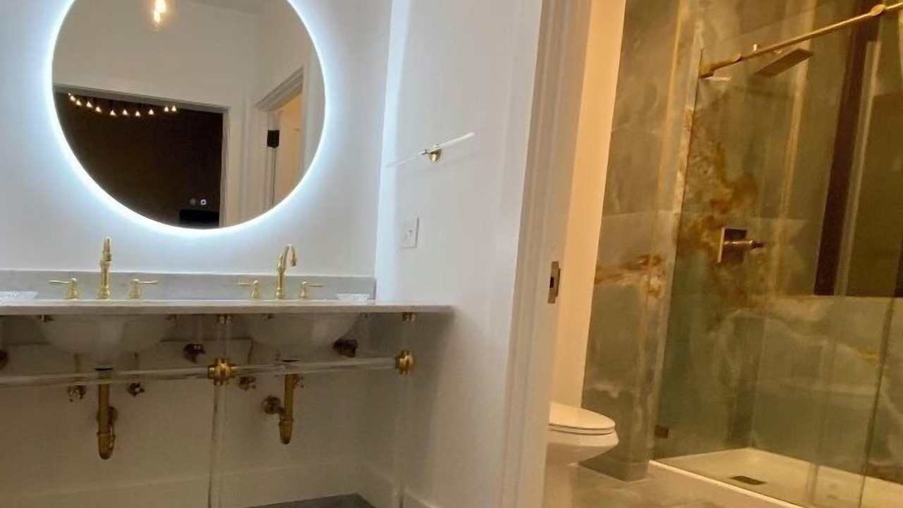 Photo of Bathroom in Beacon