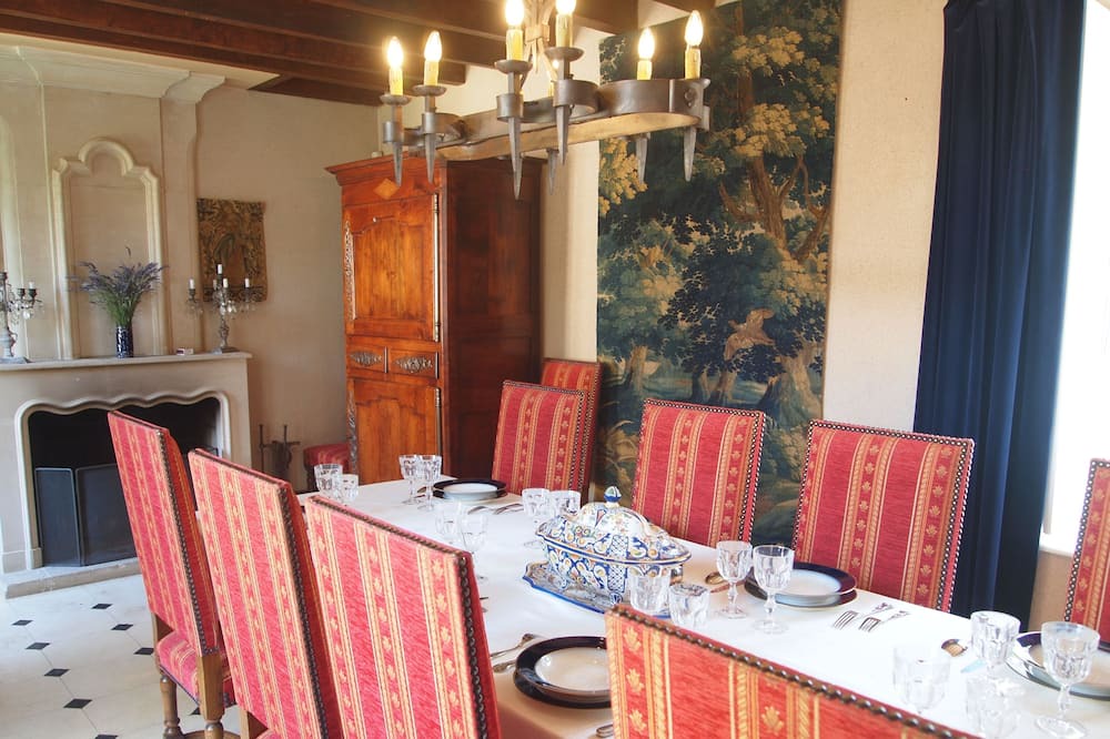 Photo of Others in Lombron