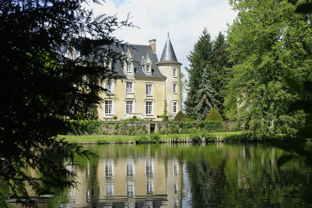 Photo of Others in Lombron