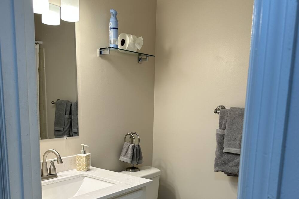 Photo of Bathroom in Gaithersburg