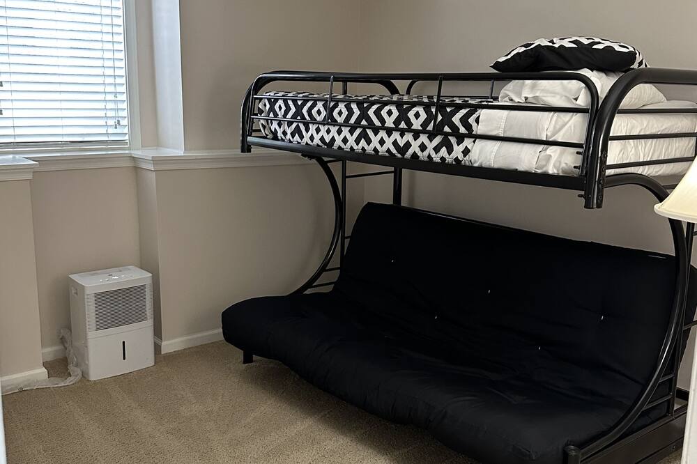 Photo of Bedroom in Gaithersburg