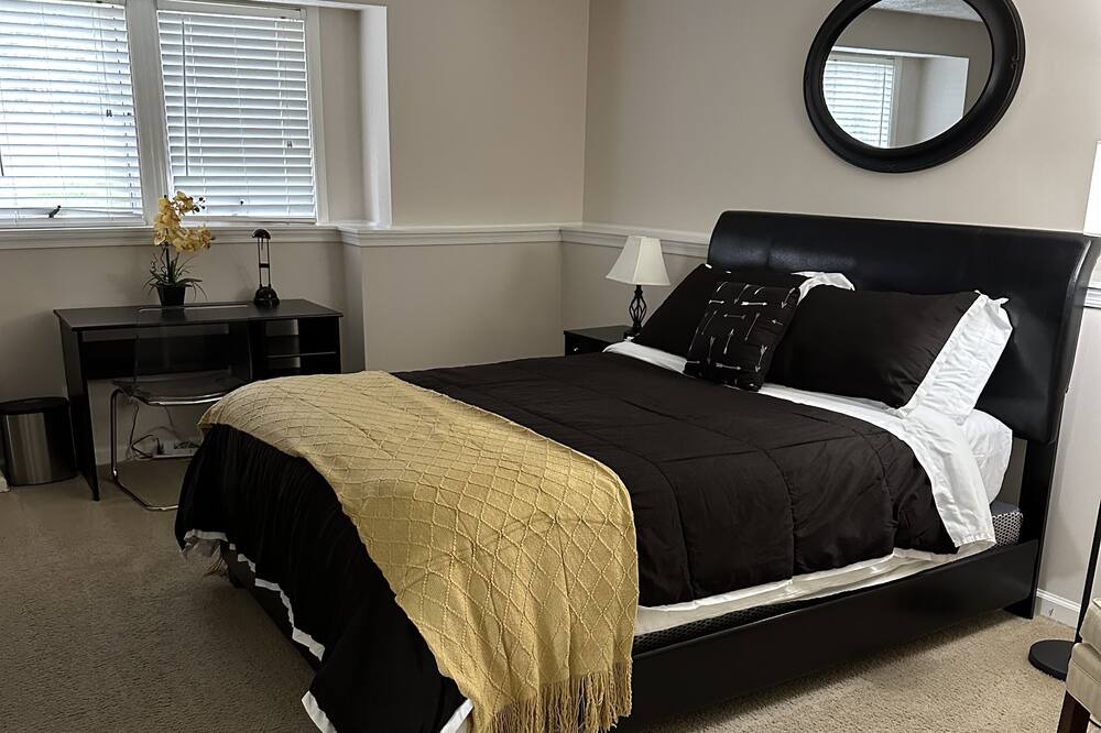 Photo of Bedroom in Gaithersburg