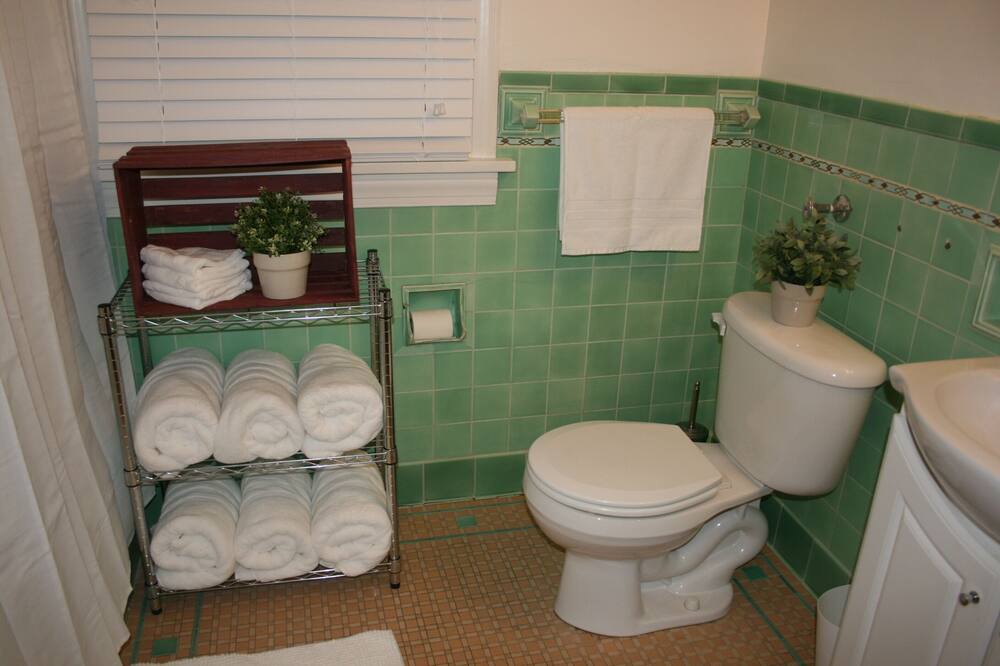 Photo of Bathroom in Laramie