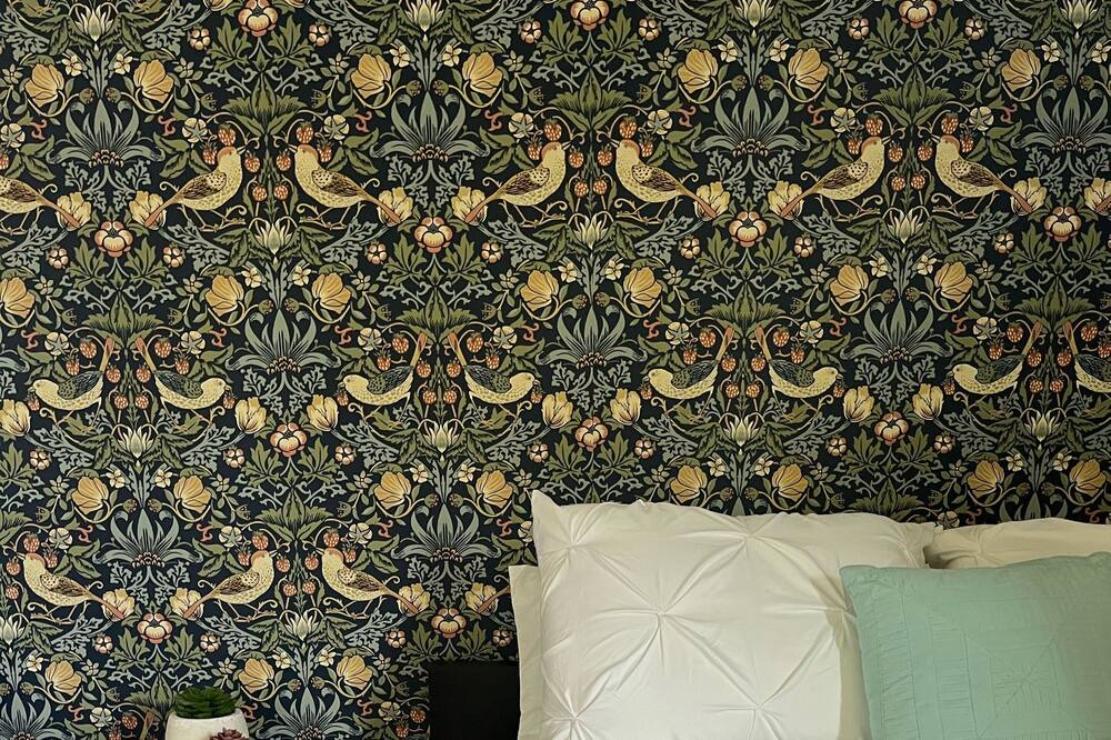 Photo of Bedroom in West Meade
