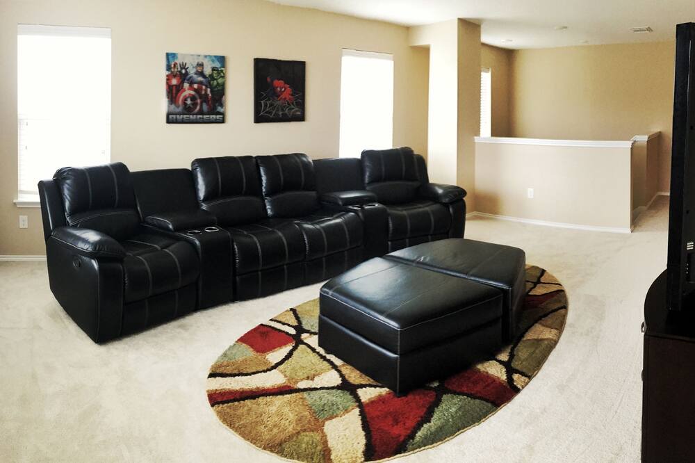 Photo of Bedroom in Del Valle