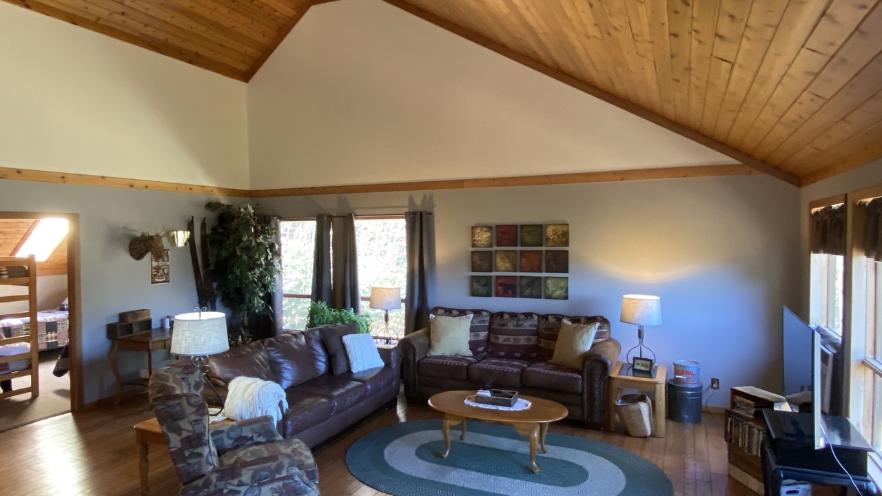 Photo of Livingroom in Middlebury Center