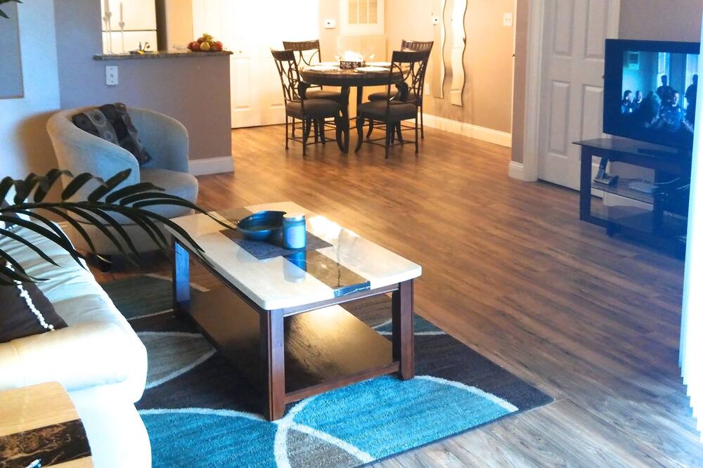 Photo of Livingroom in Clearwater