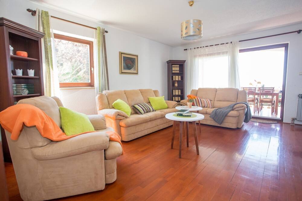 Photo of Livingroom in Kukci