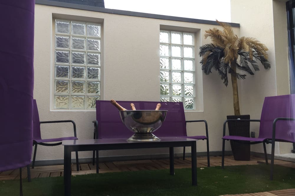 Photo of Others in Ay