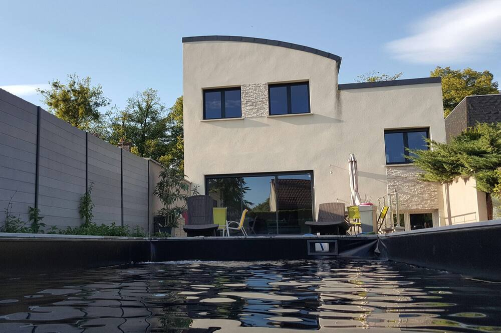 Photo of Outdoor in Ay