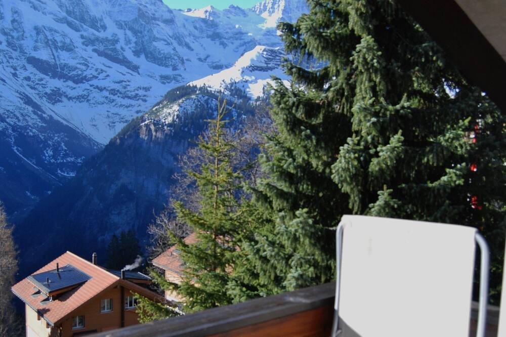 Photo of Patio Balcony in Murren