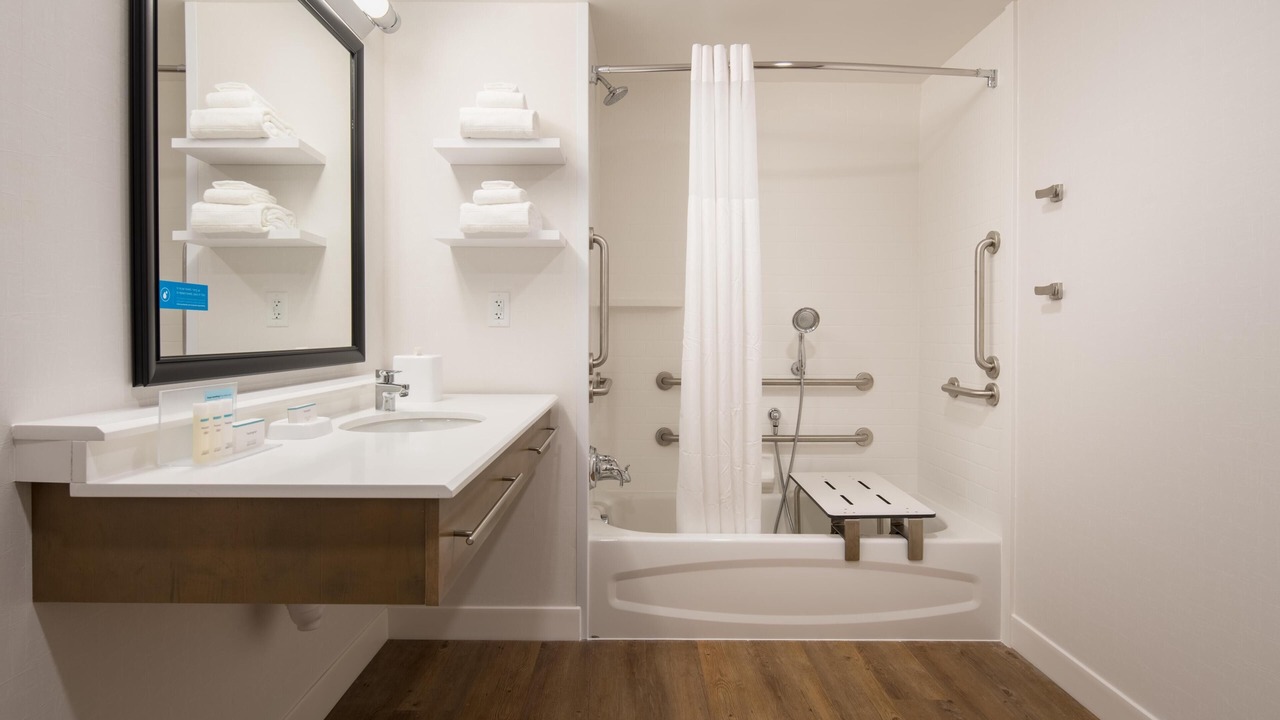 Photo of Bathroom in Pearl District