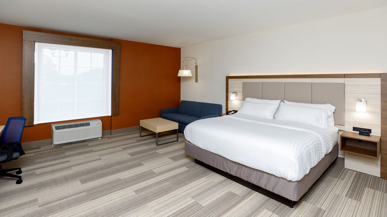 Photo of Bedroom in Sturbridge