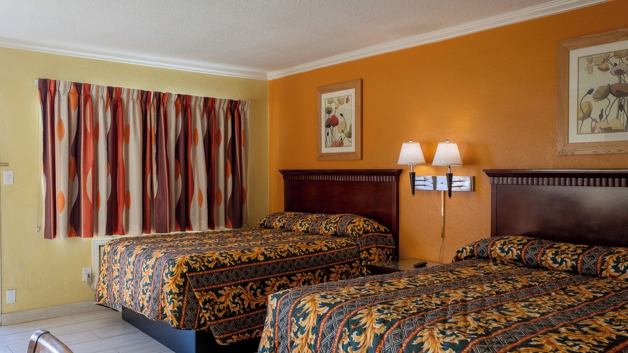 Photo of Bedroom in Lemoore