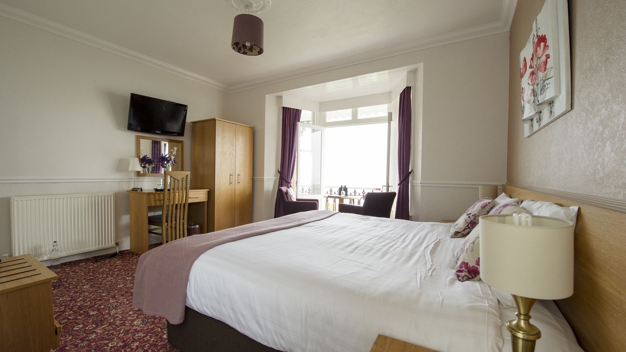 Photo of Patio Balcony in Shanklin