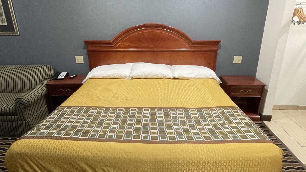 Photo of Bedroom in Sallisaw