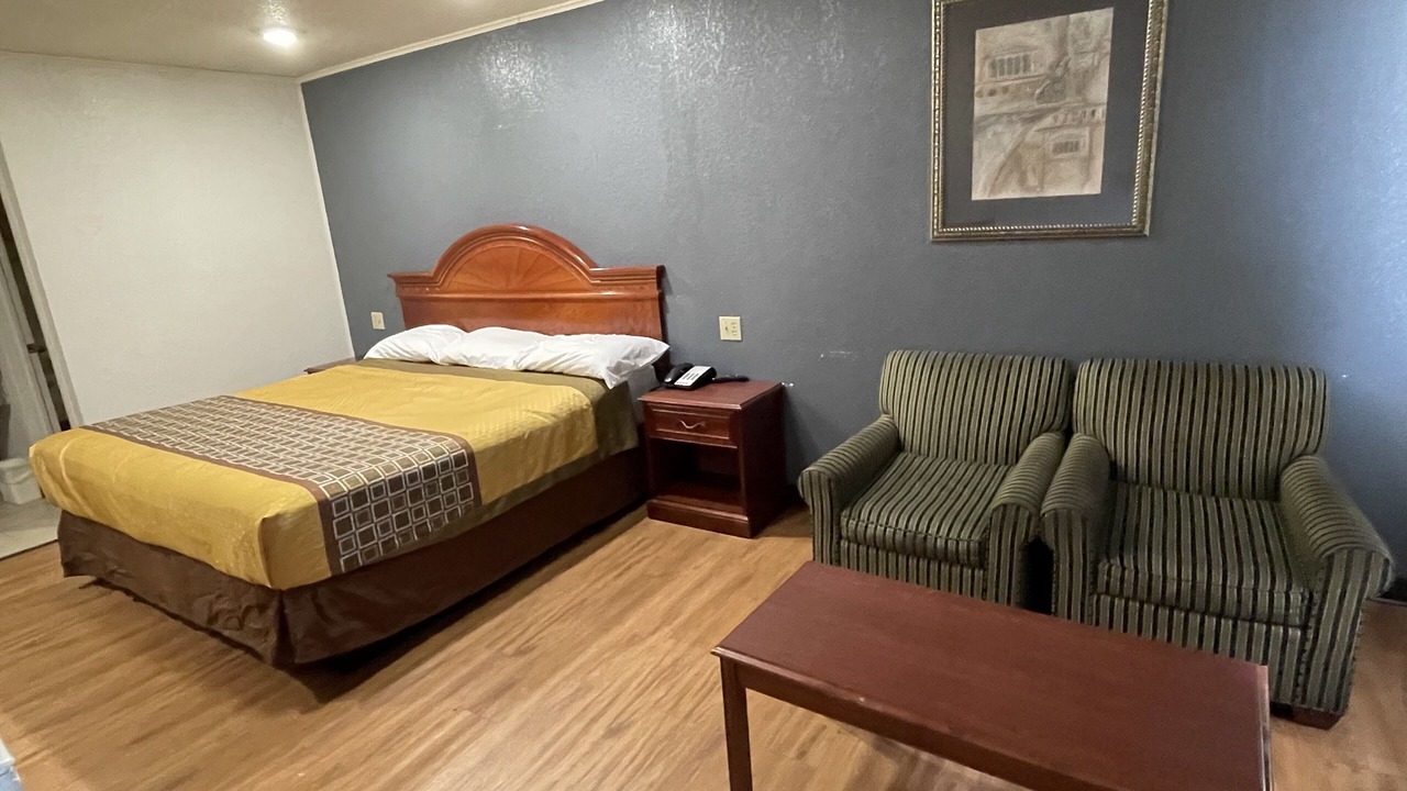Photo of Bedroom in Sallisaw