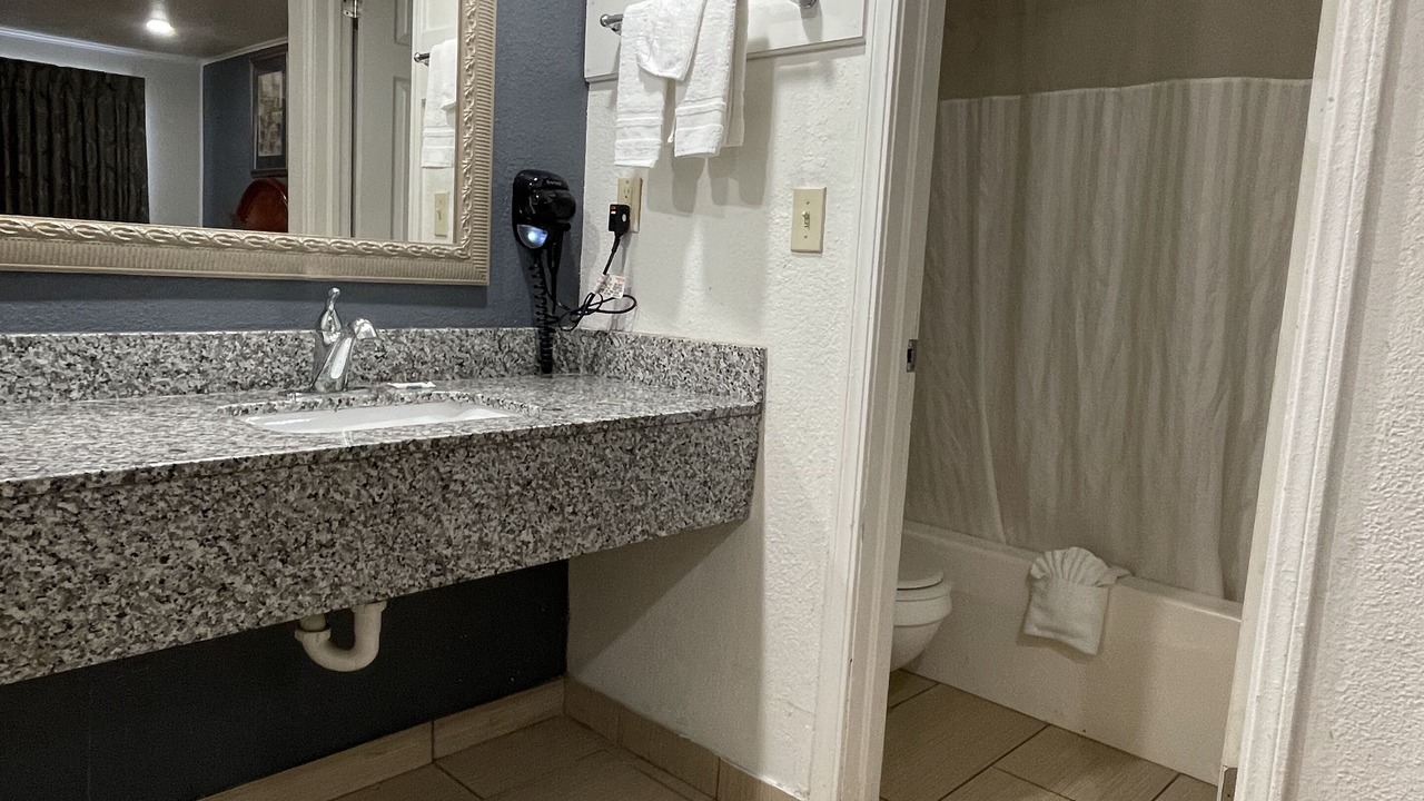 Photo of Bathroom in Sallisaw