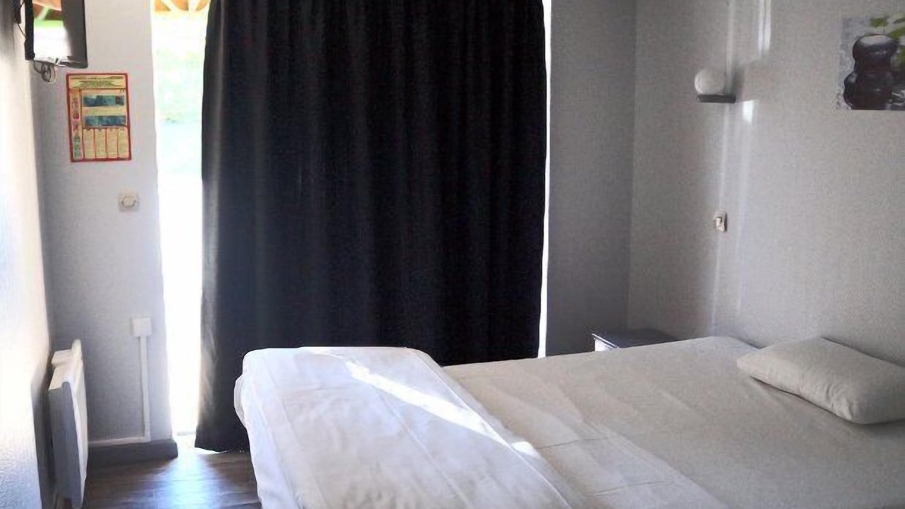 Photo of Bedroom in Saint-Vigor-le-Grand