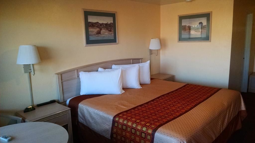 Photo of Bedroom in Alamogordo