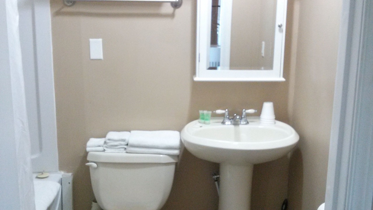 Photo of Bathroom in Moosomin