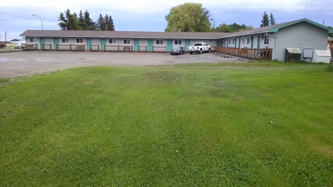 Photo of Others in Moosomin