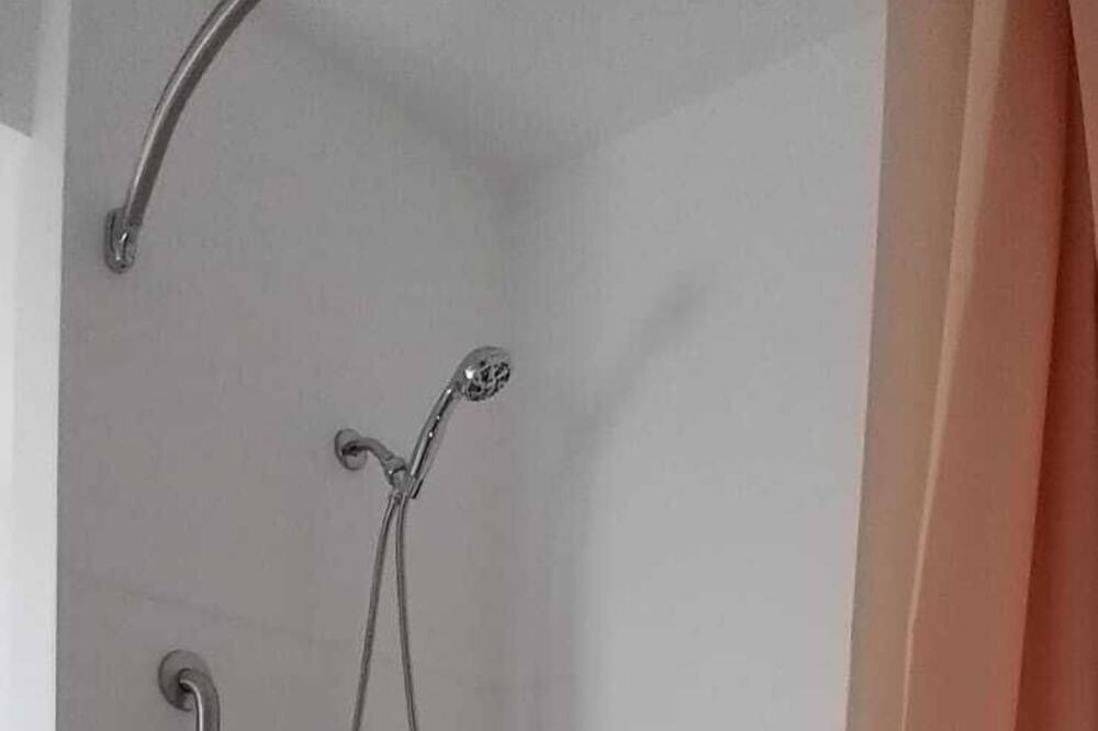 Photo of Bathroom in Liberty