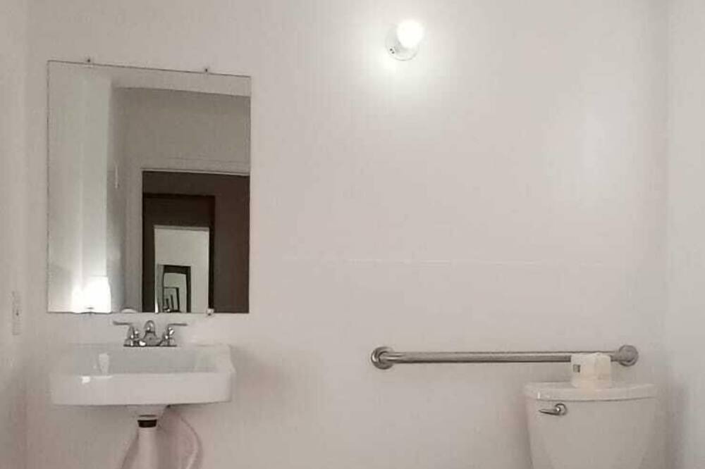 Photo of Bathroom in Liberty
