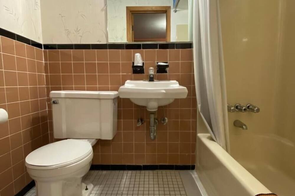 Photo of Bathroom in Liberty