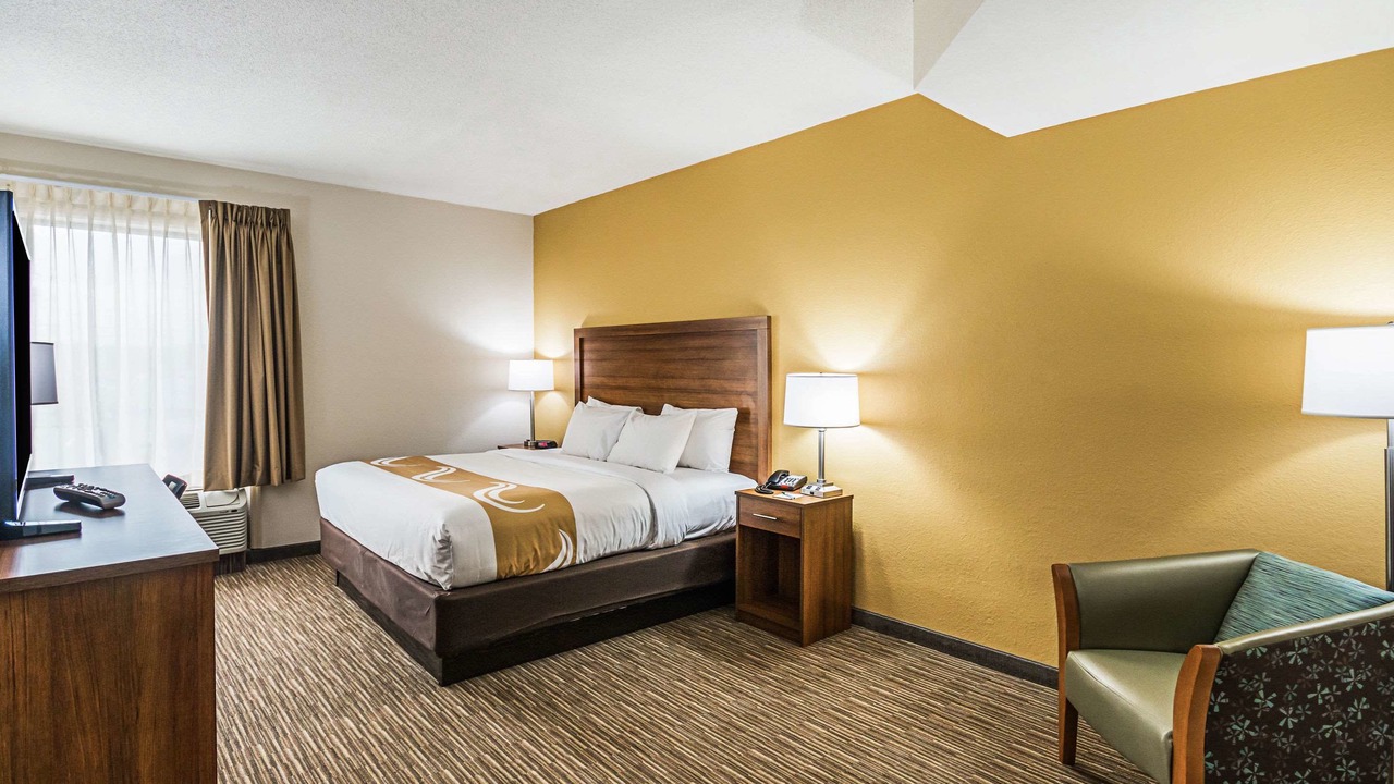 Photo of Bedroom in Berea